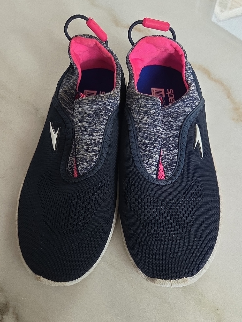 Speedo Navy Slip-On Water Shoes Size 2/3